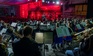 &ldquo;Joint Stars for Charity&rdquo;: oltre 110.000 euro raccolti sul ponte della Nave Trieste