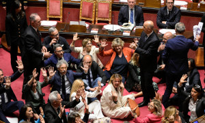 Il Senato approva il decreto sicurezza tra le proteste: &egrave; legge tra tensioni in aula