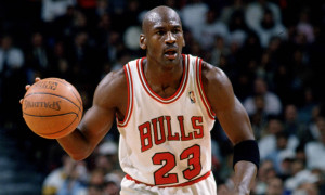 Olbia, sbarco a sorpresa: Michael Jordan atterra in Costa Smeralda con il suo jet da 70 milioni