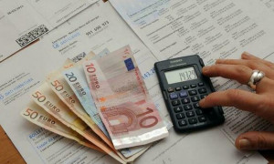 Bonus bollette da 200 euro in arrivo: chi ne ha diritto e come ottenerlo