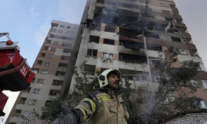 Israele attacca l&rsquo;Iran: colpiti siti nucleari. Teheran risponde con oltre 100 droni