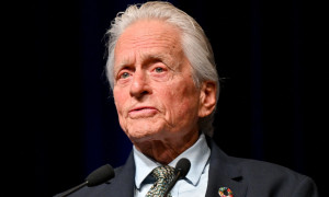 Michael Douglas annuncia il ritiro dalle scene: &quot;Non voglio morire su un set&quot;