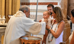 Chiamano il figlio Alguer Miquel: l&rsquo;omaggio di una coppia catalana ad Alghero