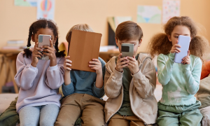 Dall'Ue l'app per la verifica dell'et&agrave; sui social, primo test anche in Italia