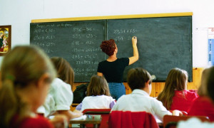 Scuola, ecco il calendario 2025/2026: si torna in aula dall&rsquo;8 settembre