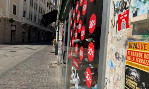 Saldi, flop nell'Isola Commercianti in crisi