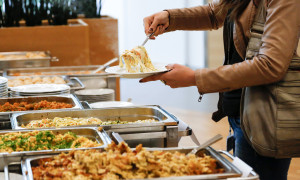 Povert&agrave; alimentare in crescita: in Sardegna il 27,2% delle famiglie &egrave; a rischio