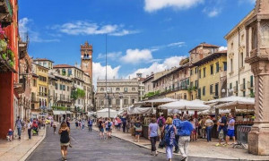 Settimana in attico a Verona a 300mila euro: era un errore di Booking