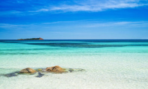 Ferragosto 2025, la Sardegna tra le mete pi&ugrave; amate: San Teodoro seconda in Italia