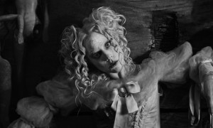 Lady Gaga e il nuovo  video firmato Tim Burton