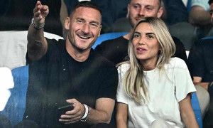 Totti e Noemi Bocchi: l&rsquo;anniversario svela (forse) un dettaglio inedito sulla fine del matrimonio