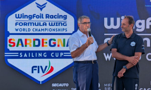 Brilla il sole sull'inaugurazione di Sardinia Sailing Cup a Cagliari