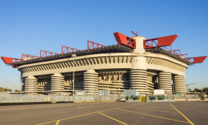 Milano, il Consiglio comunale approva la vendita di San Siro a Inter e Milan