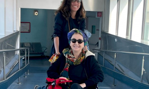 Enrica Bonaccorti rivela: "Ho un tumore, ora voglio tornare a volare con voi"