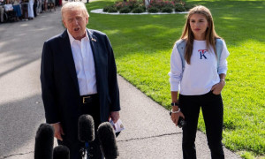 Kai Trump lancia un brand di felpe: polemica per i video girati alla Casa Bianca