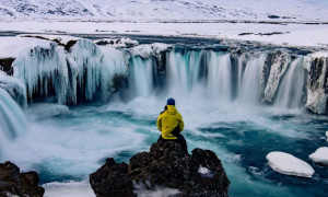 Addio spiaggia, benvenuta coolcation: la nuova tendenza travel che sfida il caldo estremo