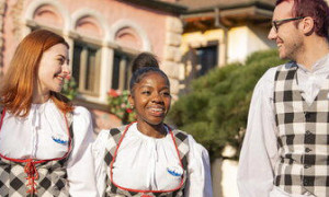 Disneyland Paris: a Bologna e a Napoli per selezionare collaboratori