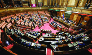Femminicidio reato autonomo, legge approvata all'unanimit&agrave; nel giorno contro la violenza sulle donne