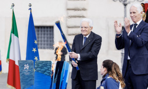 Milano-Cortina 2026: la Fiamma Olimpica arriva a Roma, scatta l'entusiasmo per i Giochi Invernali