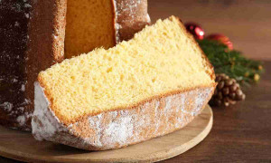 Il lusso del dolce natalizio: panettone e pandoro volano, prezzi +42% in quattro anni