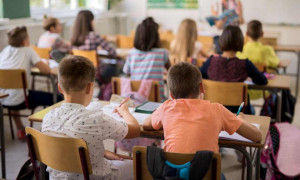 Scuola primaria in affanno gi&agrave; dalle elementari: i dati certificano il crollo