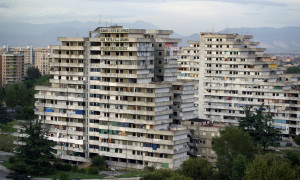 Scampia, addio all'ultima Vela: ruspe in azione sulla "Rossa"