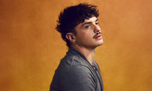 Olly conquista gli USA: "Balorda Nostalgia" inserita tra le canzoni dell'anno dal New York Times