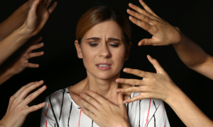 Ansia da Capodanno: quando l&rsquo;obbligo di divertirsi pesa pi&ugrave; della festa