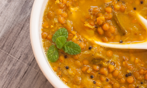 Trento, 77enne rischia la vita dopo aver mangiato troppe lenticchie a Natale