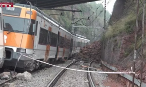 Nuovo deragliamento in Catalogna: un macchinista morto e decine di feriti