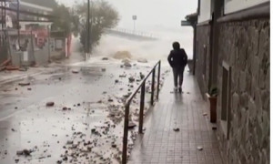 Ciclone Harry, Italia sotto assedio: allerta rossa in Sardegna, Sicilia e Calabria