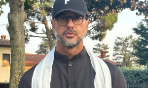 Mediaset porta Corona in procura e chiede lo stop ai suoi social