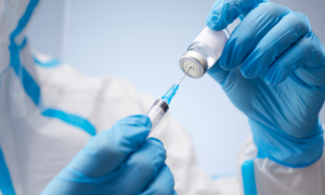 Il vaccino contro il fuoco di Sant&rsquo;Antonio potrebbe rallentare l&rsquo;invecchiamento&nbsp;