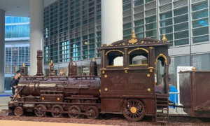 Milano accoglie il treno di cioccolato da record