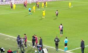 Cagliari scatenato alla Domus: poker al Verona che sa di salvezza