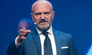 Effetto domino su Andrea Pucci: dopo l'addio a Sanremo, arriva il "no" di Conad