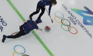Milano-Cortina 2026: il Curling travolge l'Italia tra nuove medaglie e segreti tecnologici