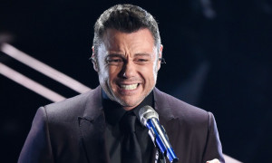 Sanremo 2026: torna Tiziano Ferro, Sanremo 2026, Irina Shayk co-conduttrice della terza serata