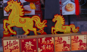 Addio Serpente, arriva il Cavallo di Fuoco: la Cina (e l'Italia) festeggiano il Capodanno 2026