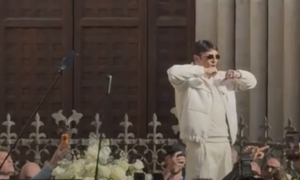 Sal Da Vinci conquista Sanremo con un matrimonio in piazza