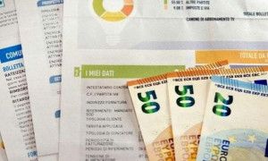 Iran, la guerra fa volare i prezzi di bollette, benzina, spesa e mutui