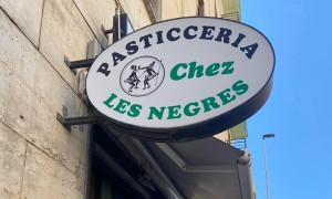"Chez Les N&egrave;gres", a Cagliari la storica pasticceria travolta dal caso mediatico