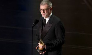 Oscar 2026, trionfa Una battaglia dopo l&rsquo;altra: sei statuette al film di Paul Thomas Anderson