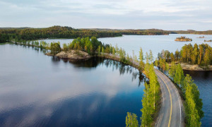 La Finlandia offre un viaggio gratuito in riva al lago quest&rsquo;estate