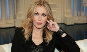 Stalking di gruppo, indagata la criminologa Roberta Bruzzone: atti trasferiti a Roma