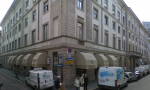 A Milano venduto un palazzo a 1,2 miliardi, ma la villa pi&ugrave; cara di sempre &egrave; in Sardegna