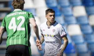 Cagliari, &egrave; crisi nera: il rigore di Esposito non basta, vince il Sassuolo 2-1