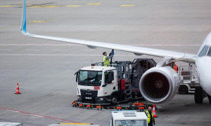 Crisi carburante aerei, scattano le restrizioni in quattro aeroporti italiani