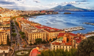 Napoli trionfa nel mondo: &egrave; l'unica italiana tra le 50 citt&agrave; migliori del pianeta