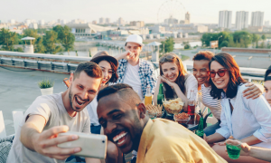 Torino riscrive la movida: arrivano i morning club tra cappuccini e dj set